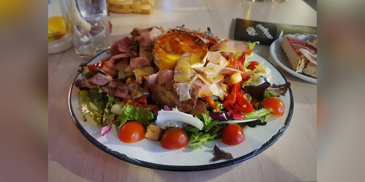 Plato abundante